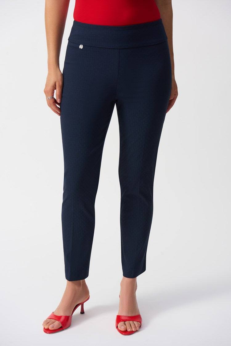 Textured Jacquard Pant