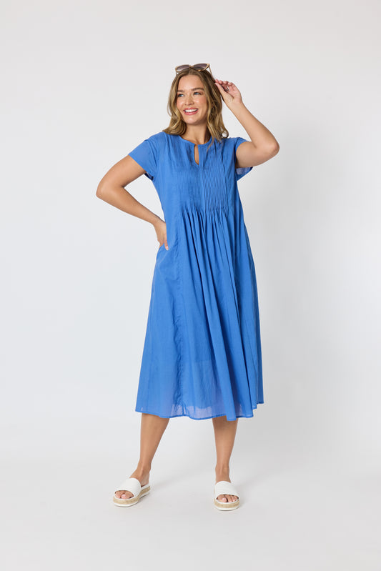 Azure cotton dress with a V-neckline, short sleeves and a fitted bodice flowing into a soft skirt