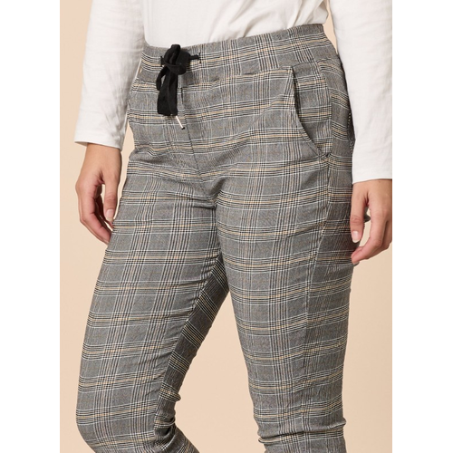 Chic Check Pant