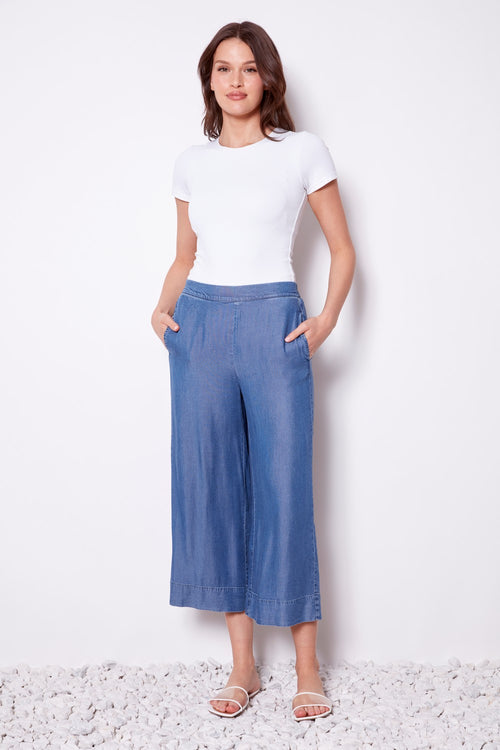 Wide Leg Crop