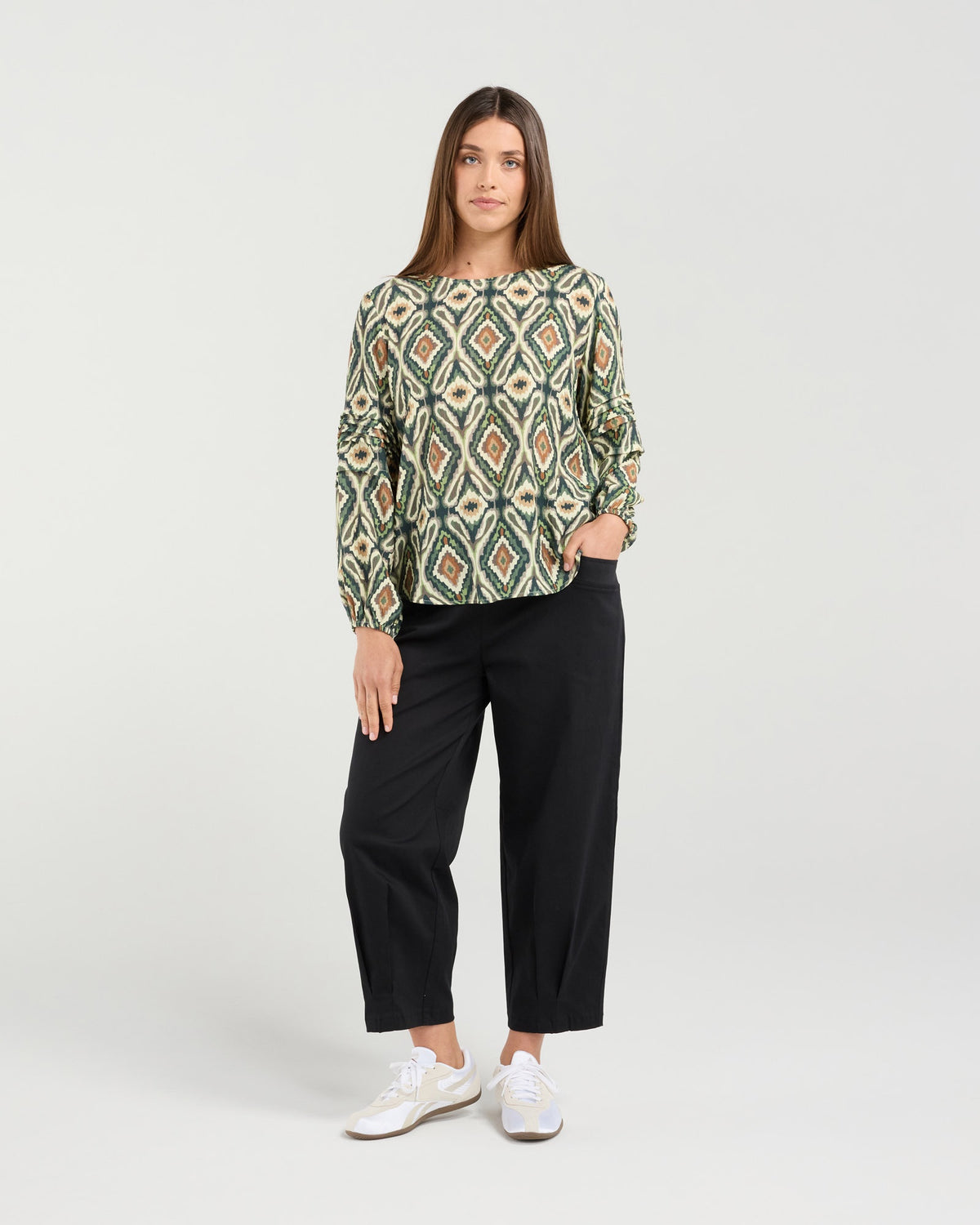 Skylar Pintuck Top
