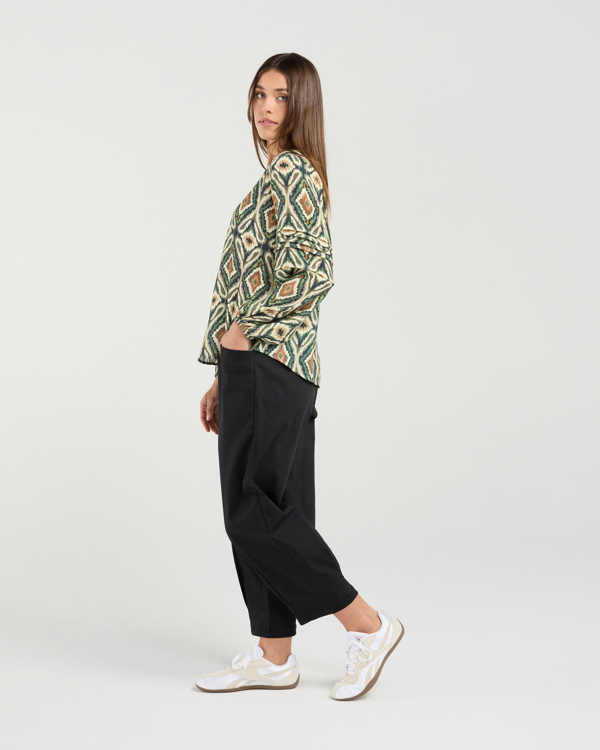 Skylar Pintuck Top