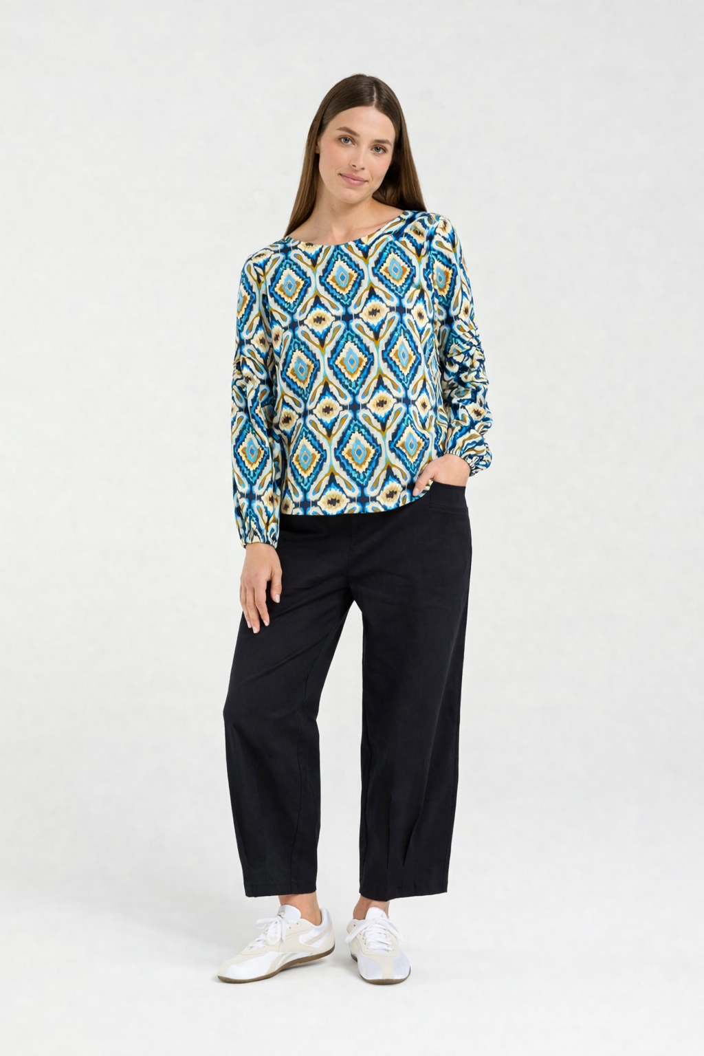 Skylar Pintuck Top