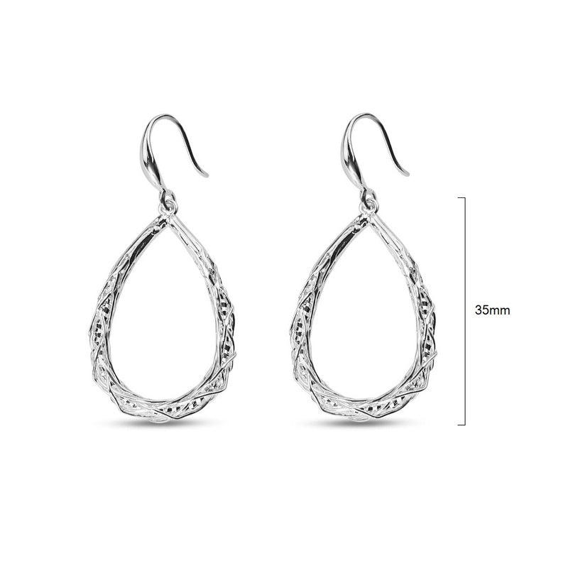 Exquisite teardrop