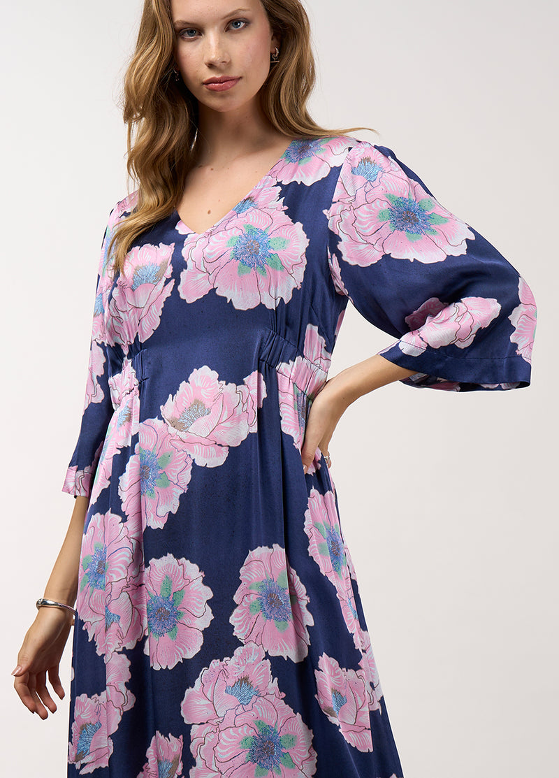 Poetic Dress