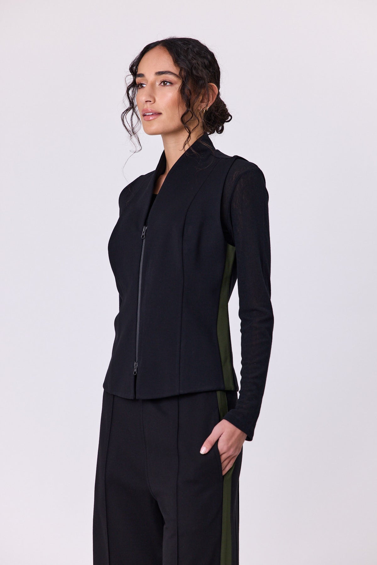 Batten Zip Vest