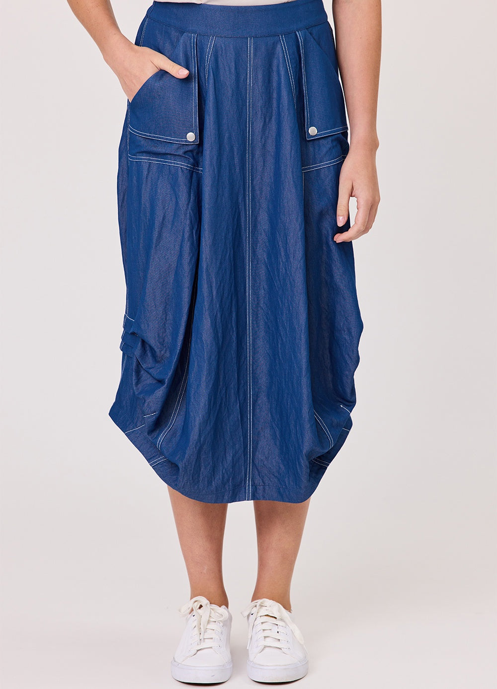 Delta Tuck Skirt
