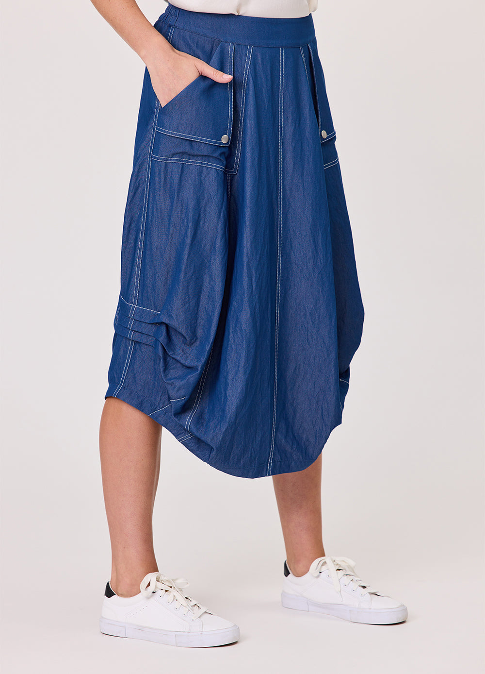 Delta Tuck Skirt