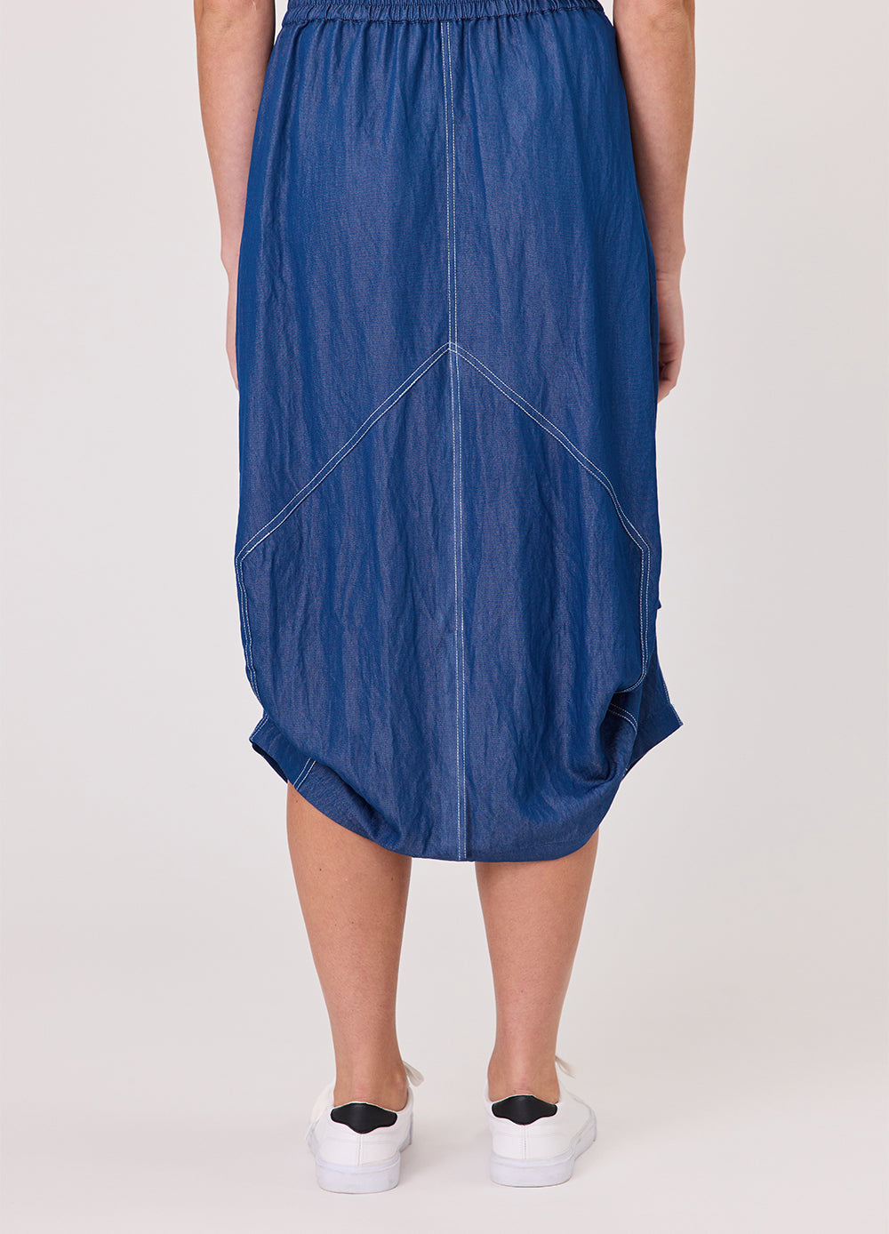 Delta Tuck Skirt