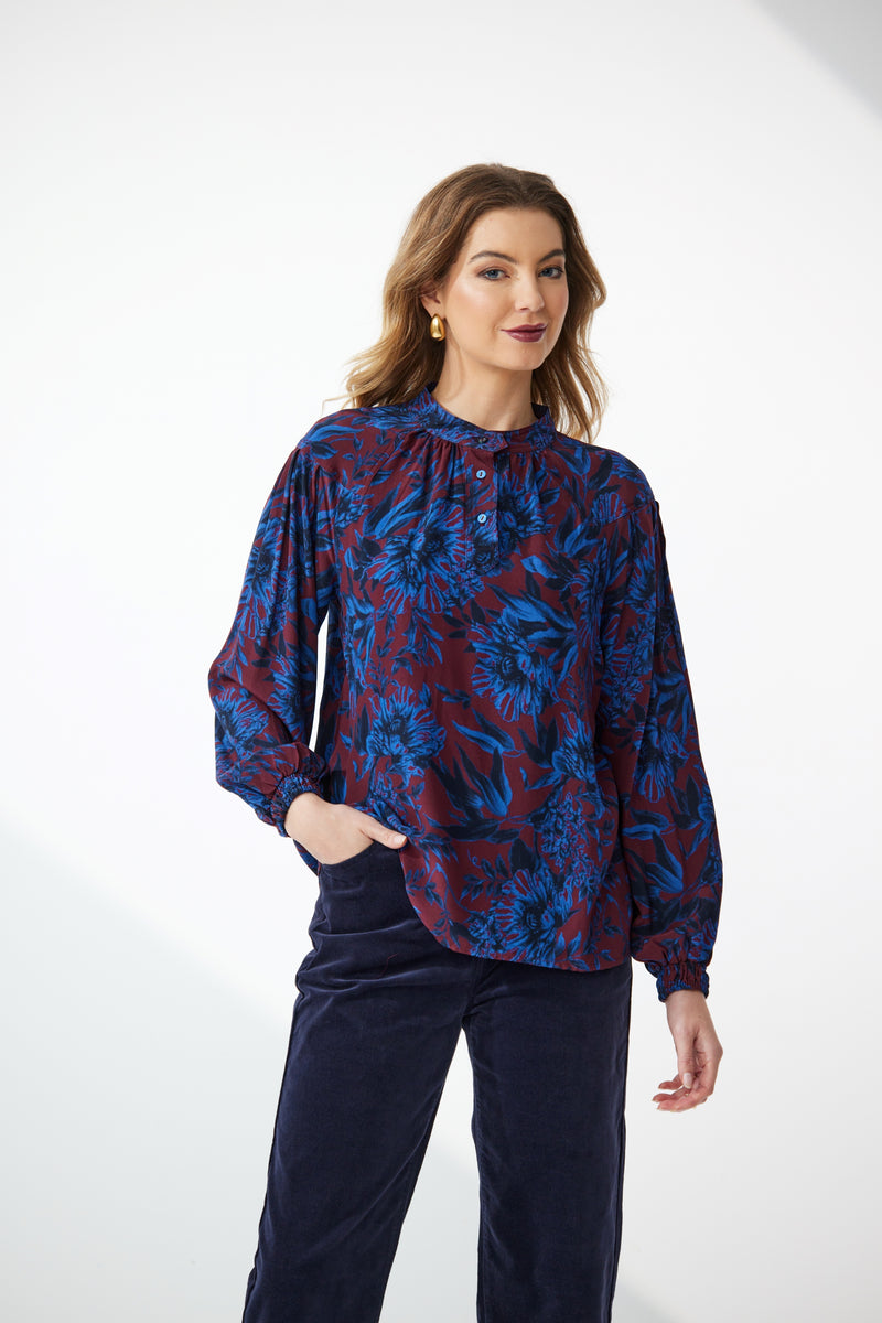 Chateau Placket Top