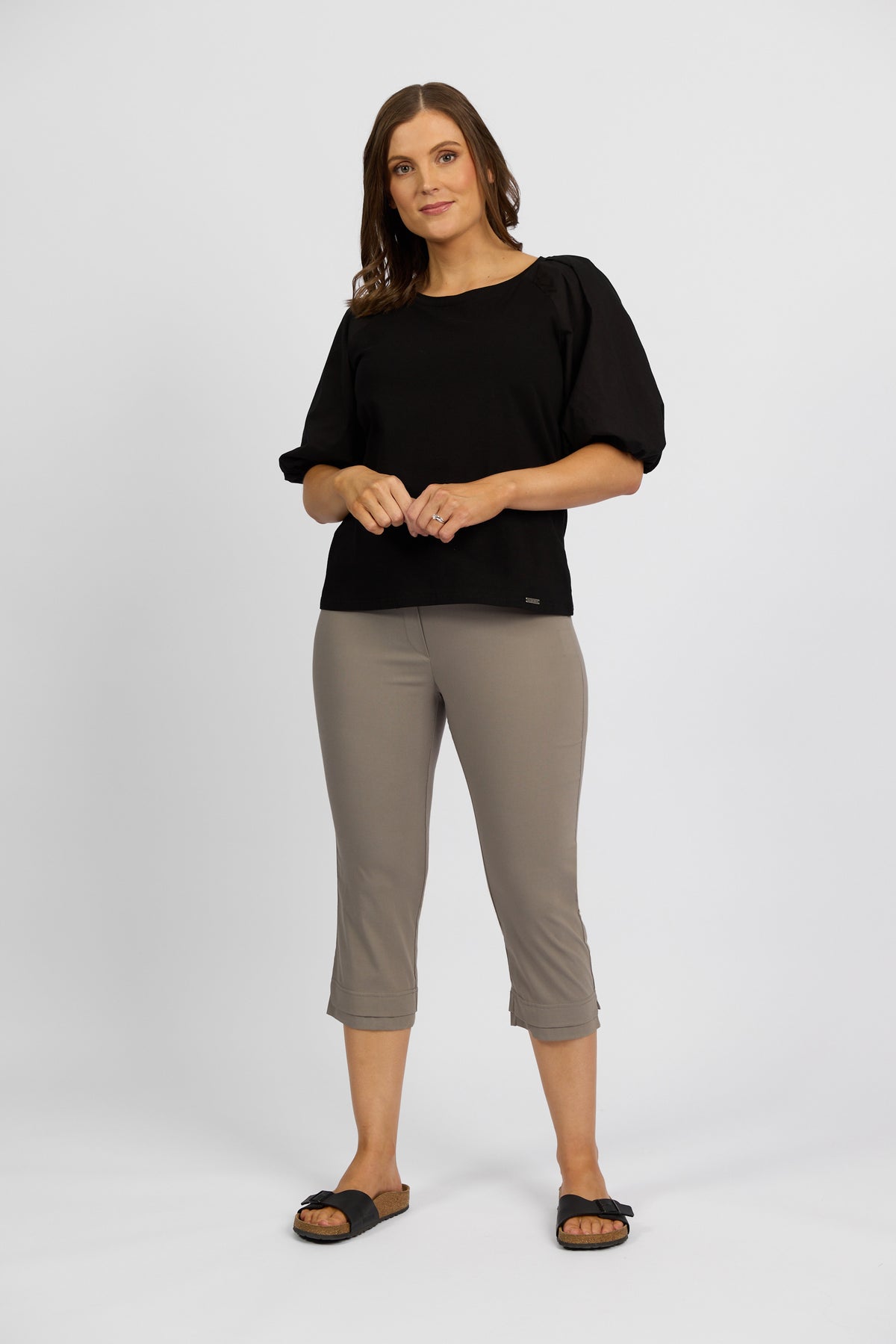 Amora Pull-on