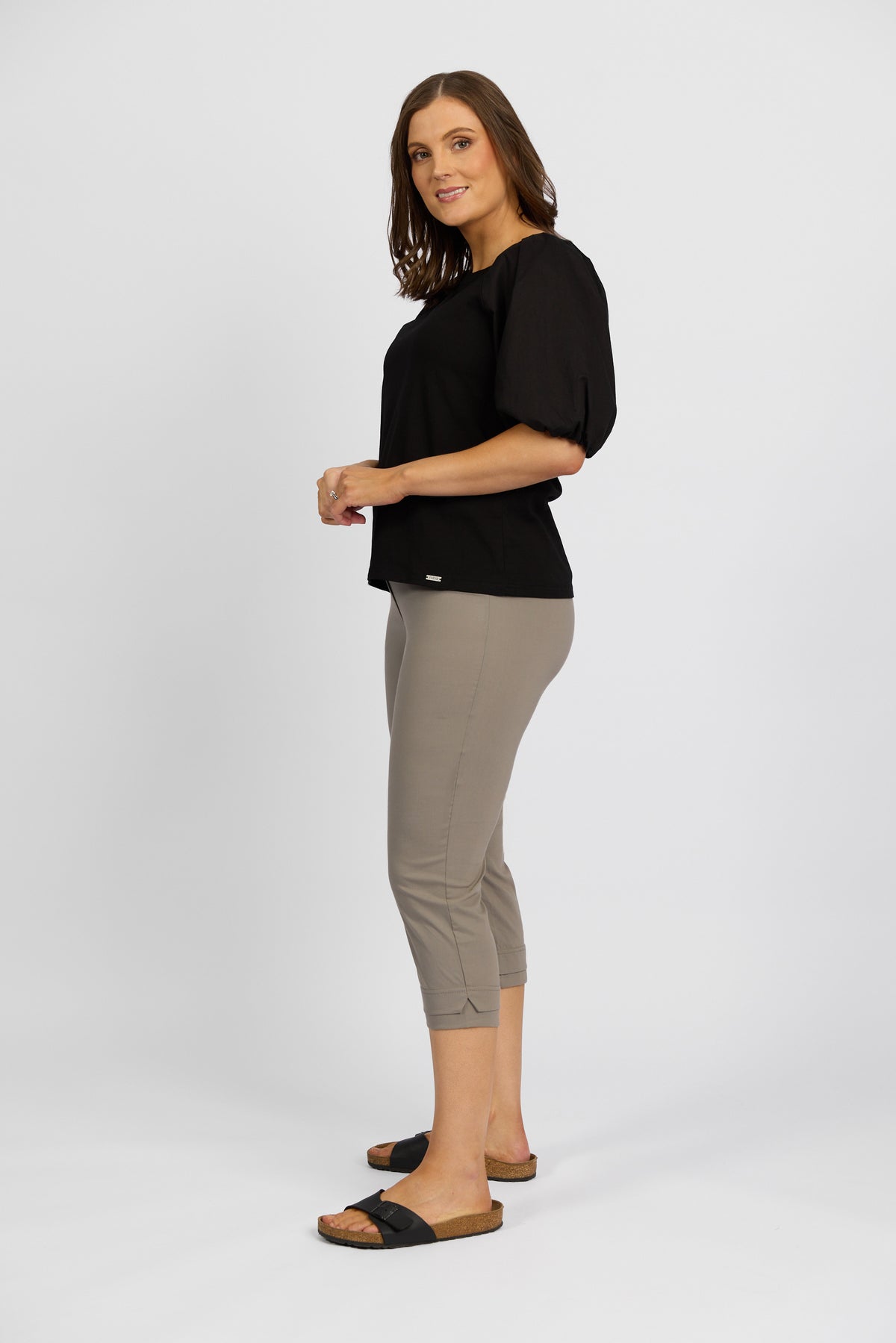 Amora Pull-on