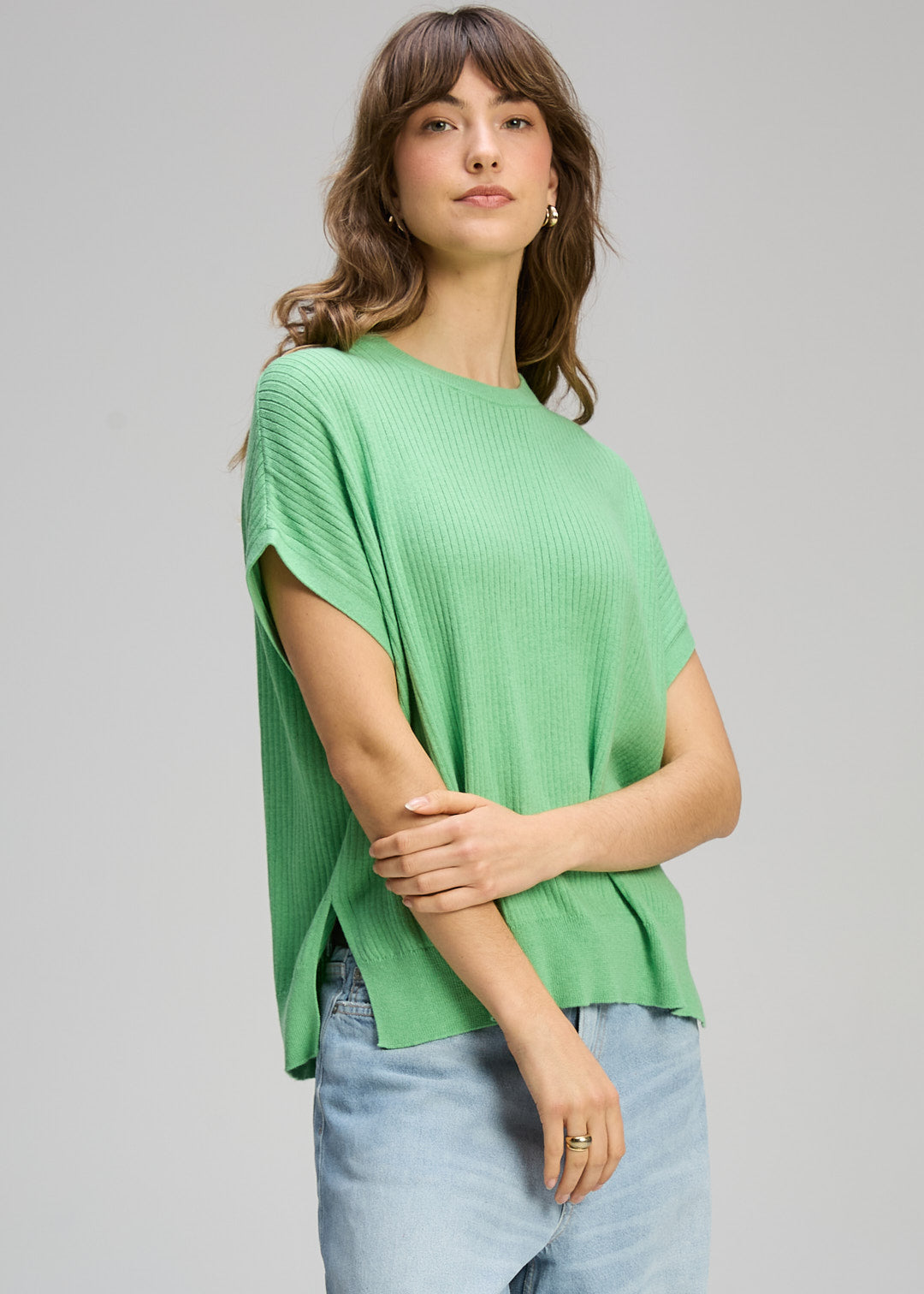 Sleeveless Crew Essential