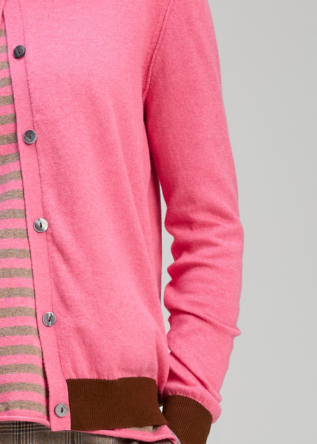 Crew Cardi Essential