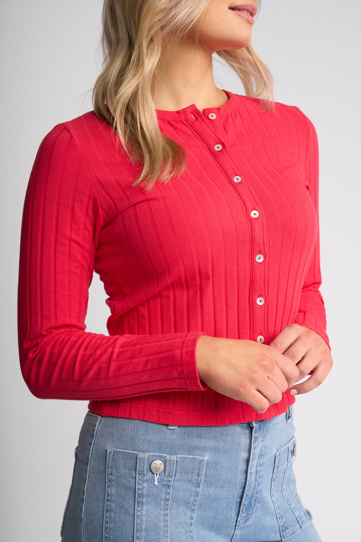 Suri Cardi