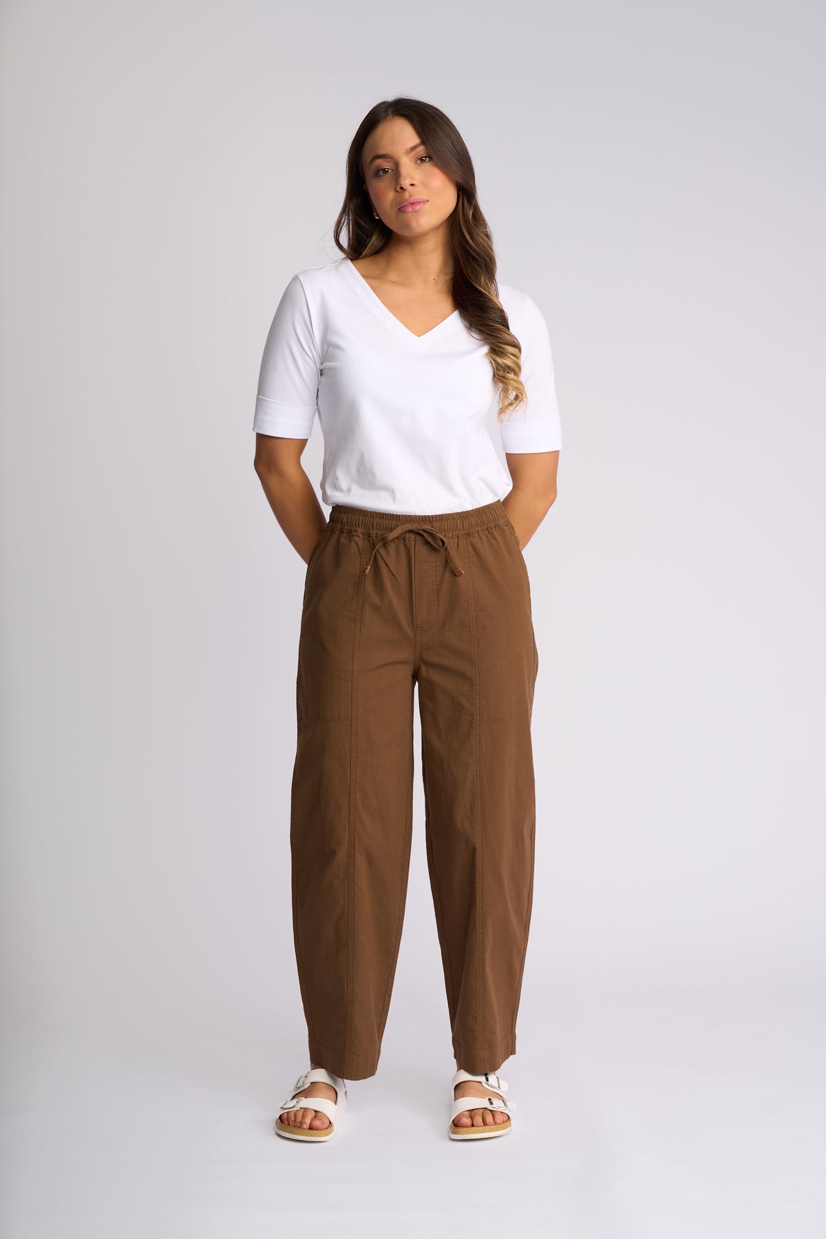 Dione Pant