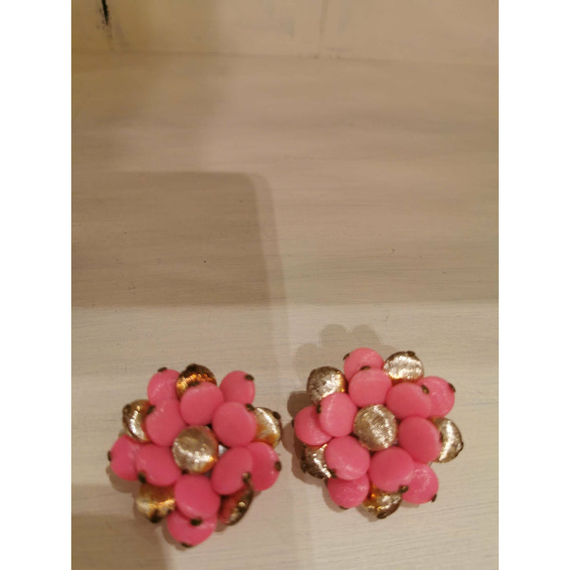 Clip earrings